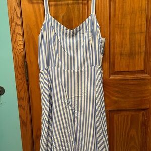 NWT Old Navy Women’s Blue and White Striped Dress